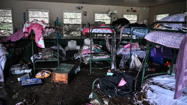 टेक्सासमा बाढीका कारण १५ बालबालिका सहित ४३ जनाको मृत्यु, बेपत्ताहरुको खोजी जारी