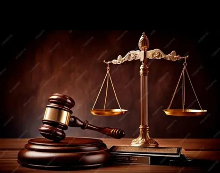 सरकारका राजनीतिक र प्रशासनिक निर्णय न्यायिक परीक्षणका लागि अदालत प्रवेश