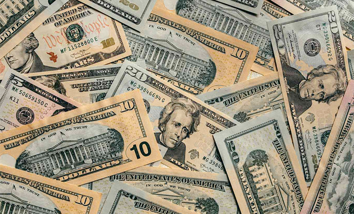 अमेरिकन डलरको मूल्य बढ्यो