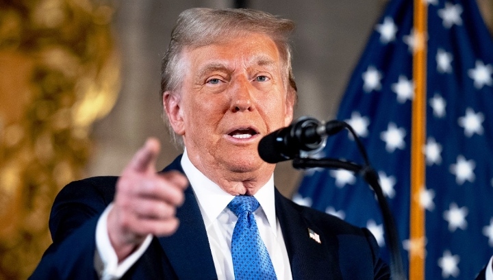 इरानमा प्रदर्शनकारी मारिए अमेरिकाले हस्तक्षेप गर्छ : ट्रम्प