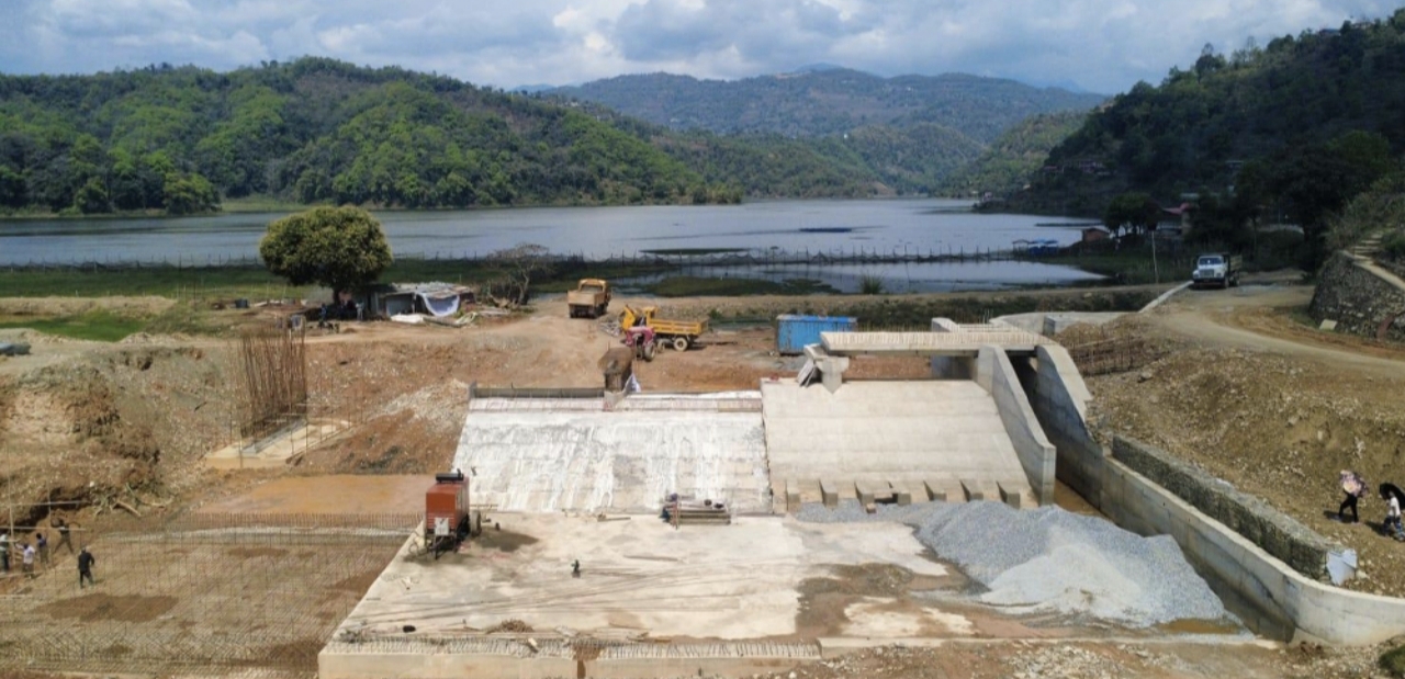 यसरी फेरिँदैछ रूपातालको रूप